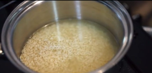 鍋で作る！？プロが教える米麹だけの簡単甘酒の作り方！！